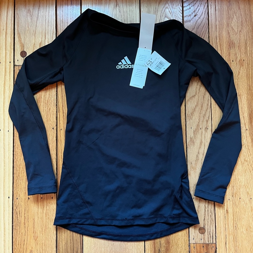 Adidas Women's Black Alphaskin Long Sleeve Tee, size small, new with tags